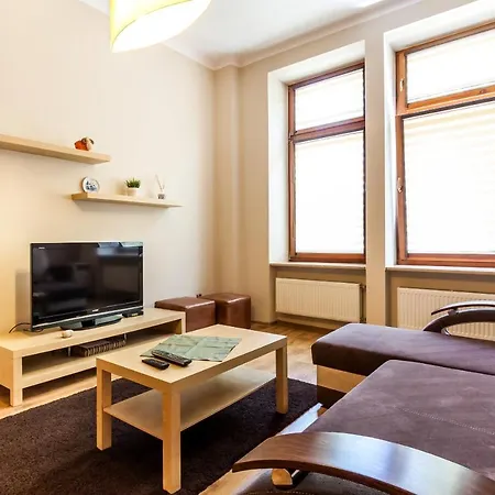 Apartament łazarza 17