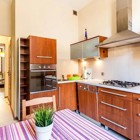 Apartament łazarza 17 Kraków