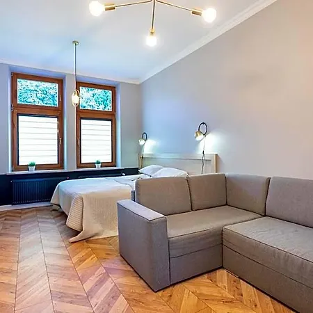 Lazarza 17 Apartman