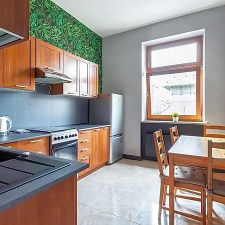 Lazarza 17 Apartman