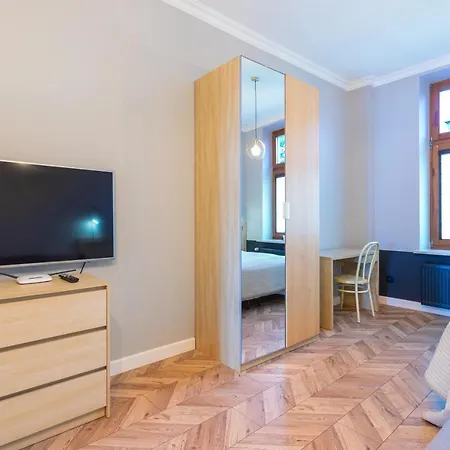 아파트 Lazarza 17 *