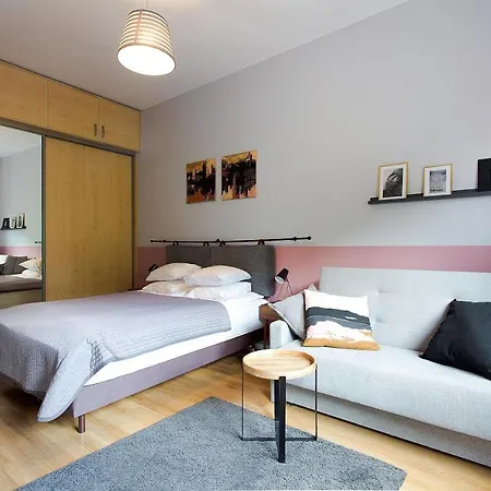 Lazarza 17 아파트 *